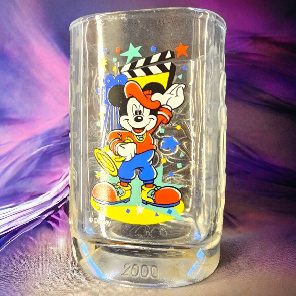 McDonald's & Disney's 2000 Walt Disney World Glass. MICKEY MOVIE DIRECTOR - Picture 1 of 8